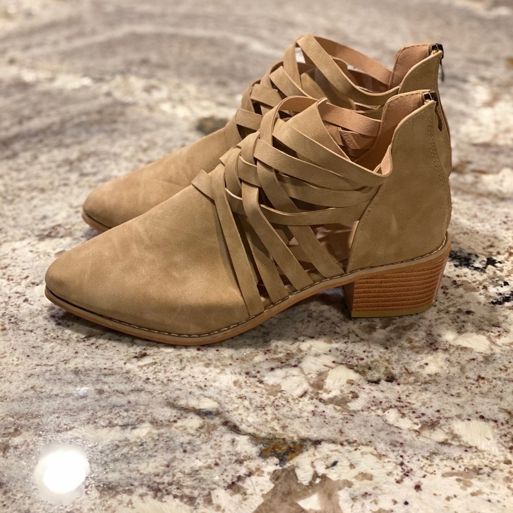 Light brown booties - Picture 2 of 4